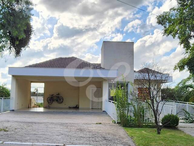 #ES2748 - Casa em condomínio para Venda em Santana de Parnaíba - SP - 1