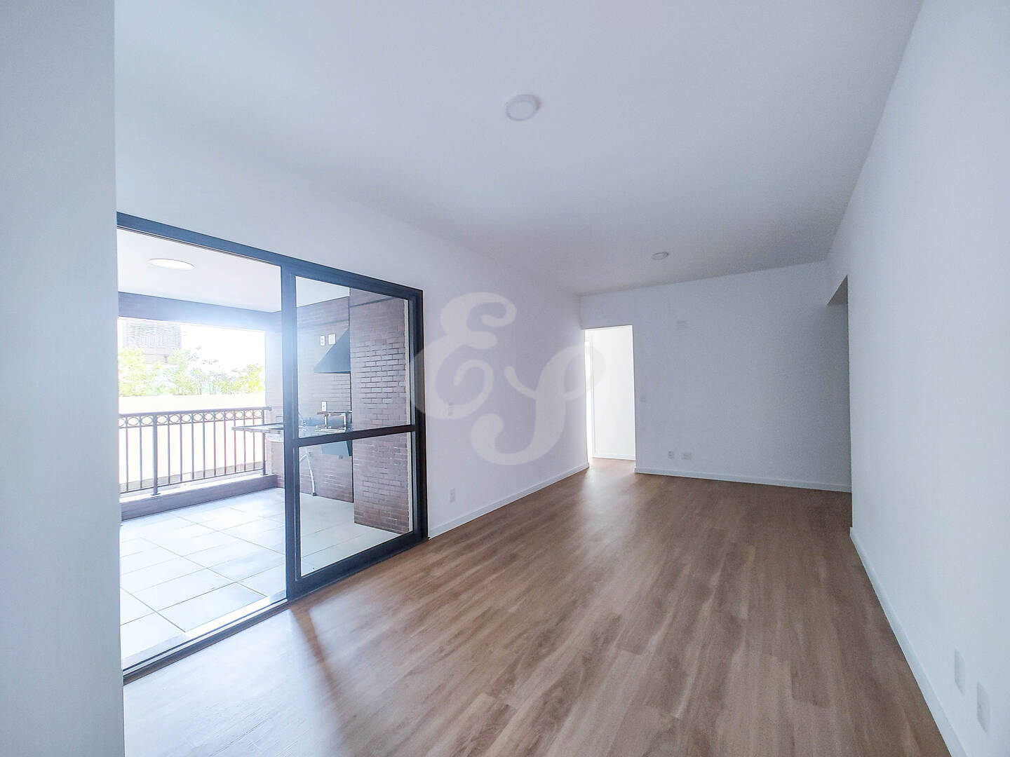 Apartamento para alugar com 3 quartos, 120m² - Foto 3