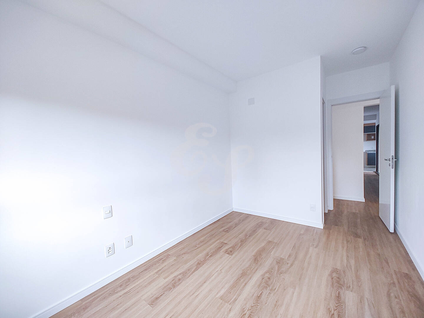 Apartamento para alugar com 3 quartos, 120m² - Foto 12