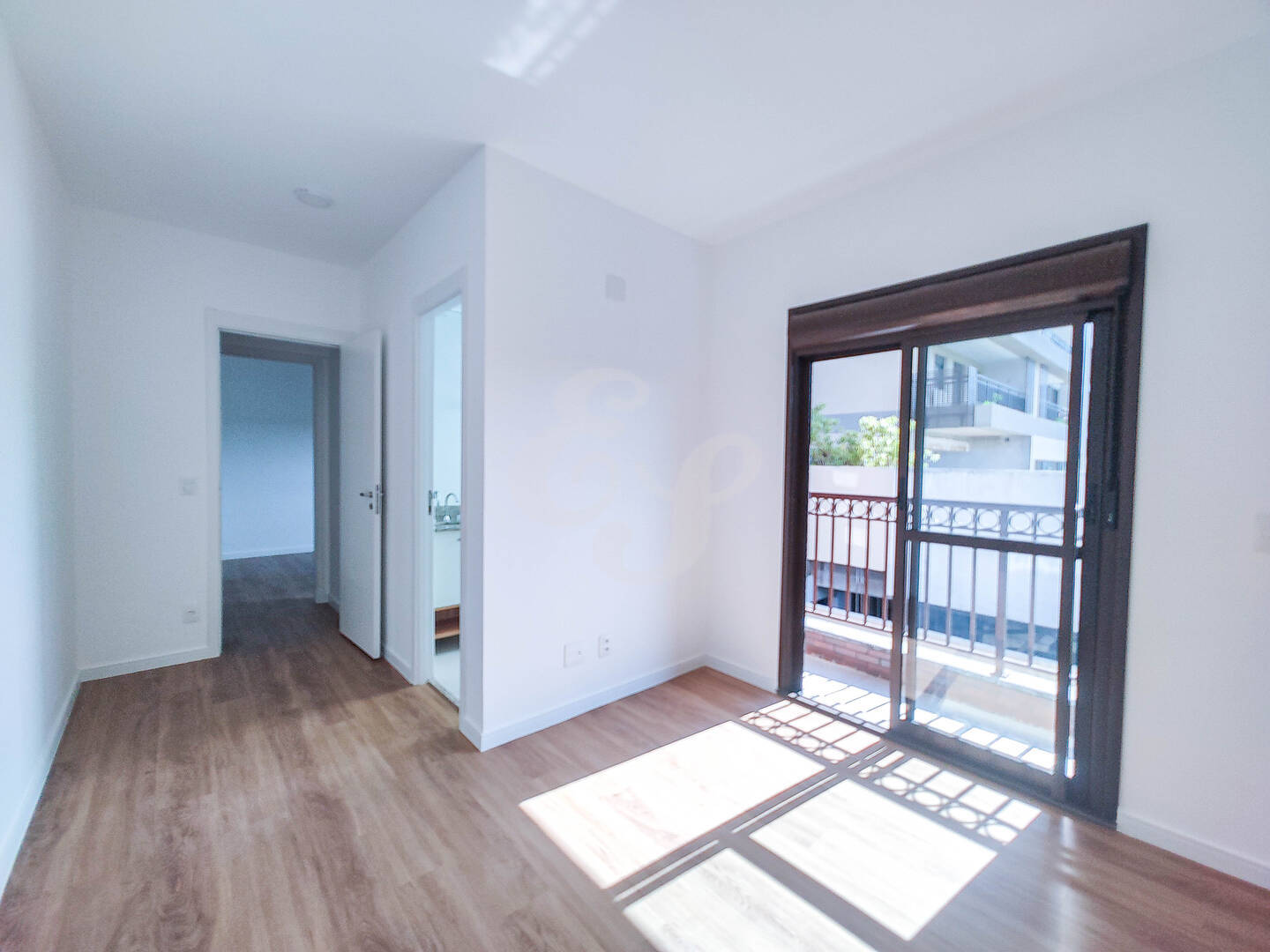 Apartamento para alugar com 3 quartos, 120m² - Foto 14