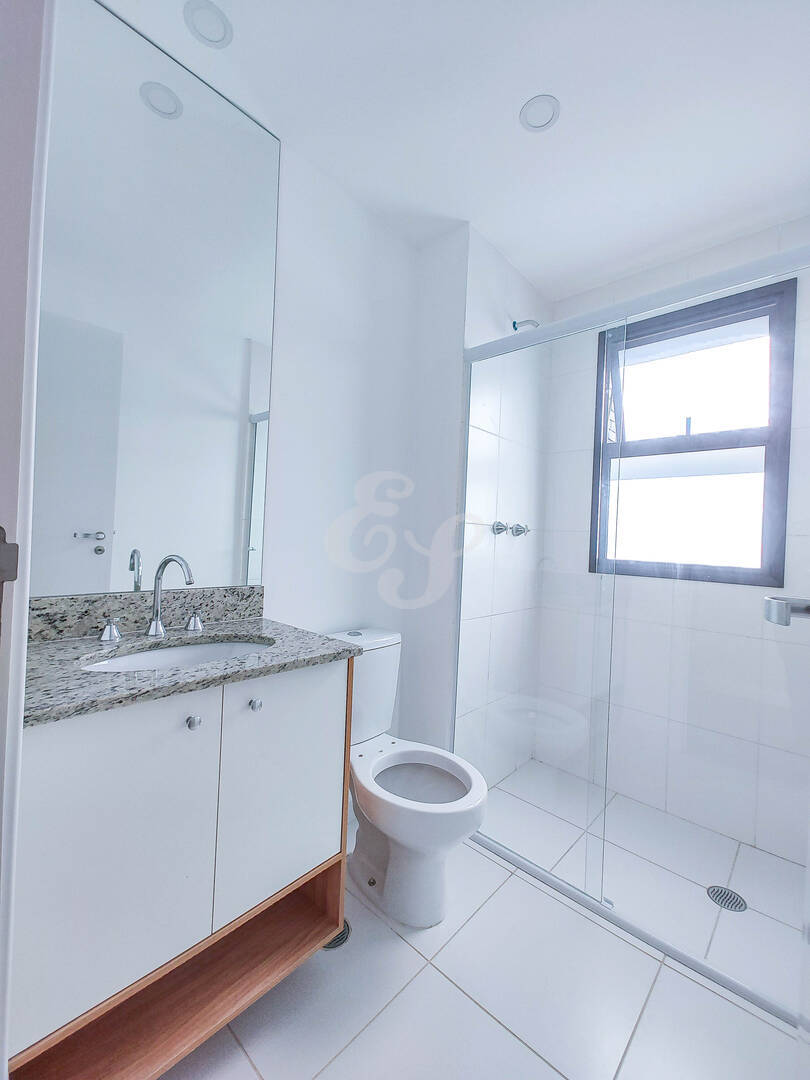 Apartamento para alugar com 3 quartos, 120m² - Foto 15